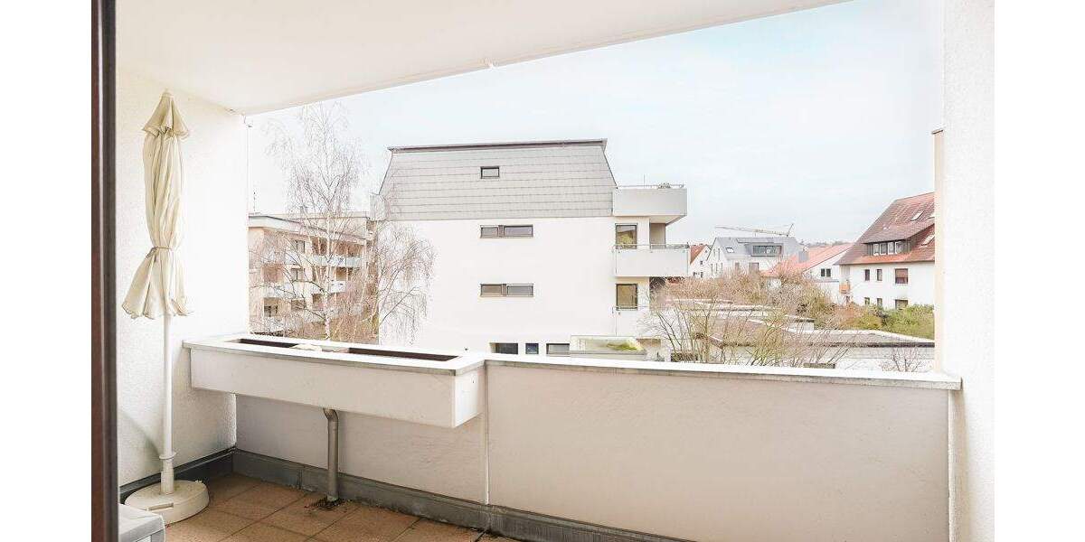 Etagenwohnung Würzburg Frauenland - 2 Zimmer, 98 m&sup2;, 320.000&euro; | Angebot:24855909