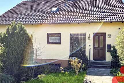 Haus Ochsenfurt - 4 Zimmer, 143 m&sup2;, 359.000&euro; | Angebot:26919719