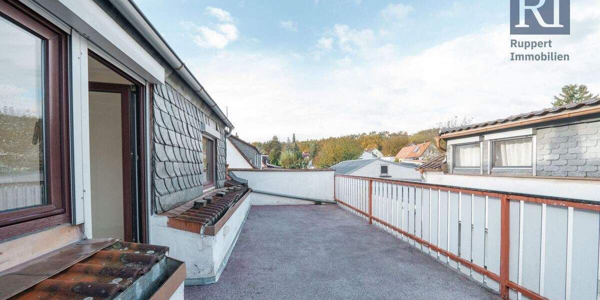 Doppelhaushälfte Würzburg Heidingsfeld - 4 Zimmer, 104 m&sup2;, 299.000&euro; | Angebot:25927657