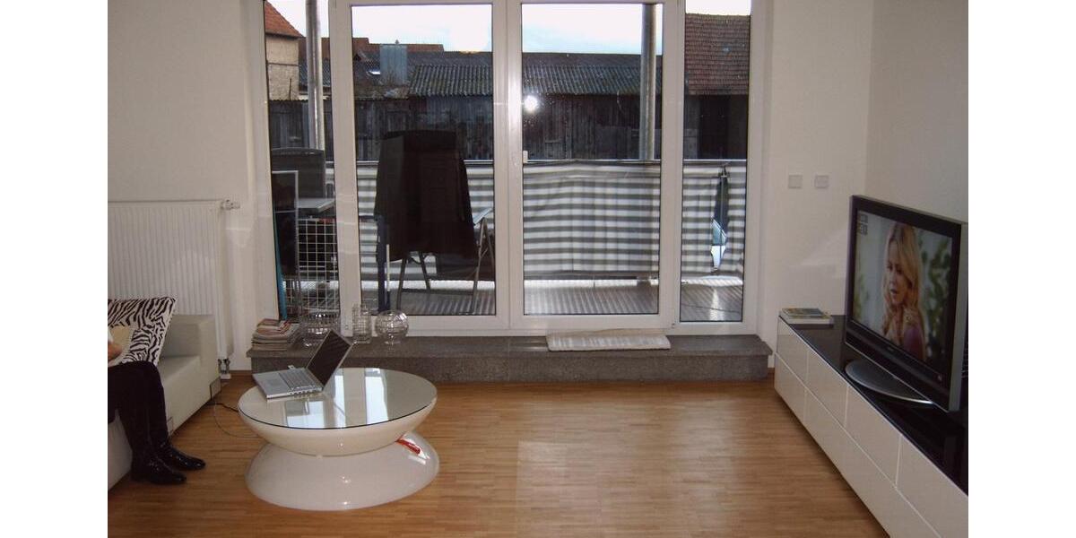 Etagenwohnung Sommerhausen - 3 Zimmer, 88 m&sup2;, 990&euro; | Angebot:26661520