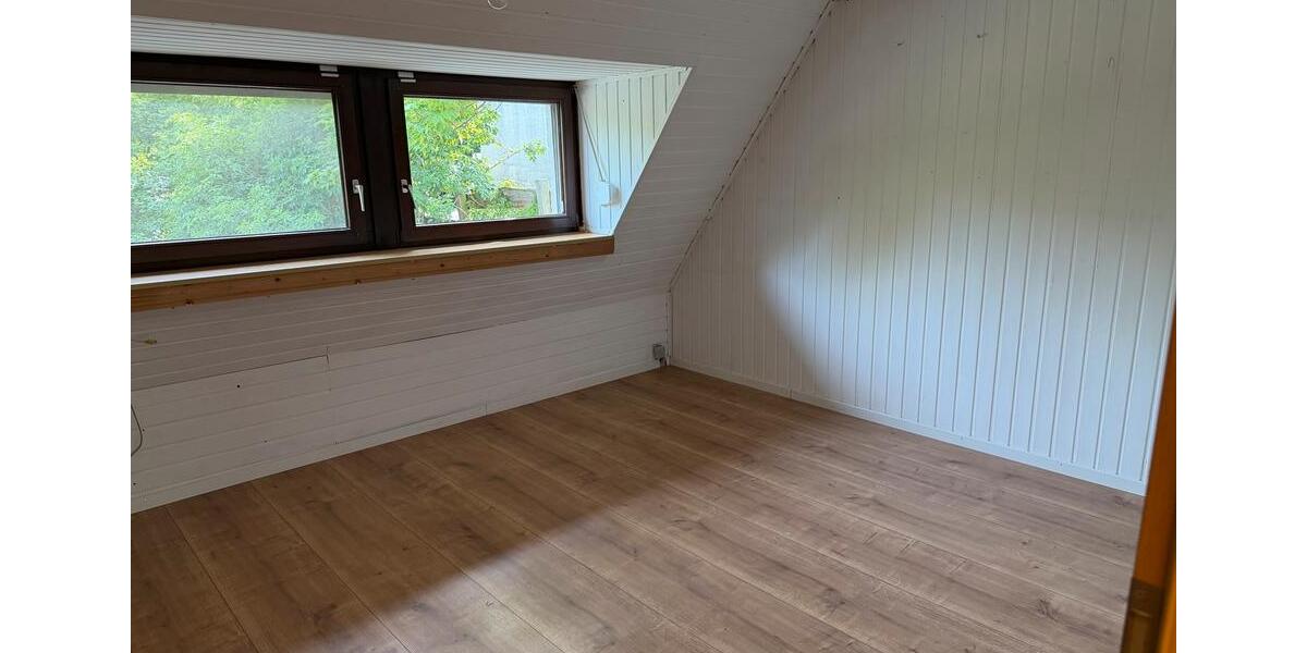 Einfamilienhaus Würzburg Heuchelhof - 4 Zimmer, 130 m&sup2;, 590.000&euro; | Angebot:26400192