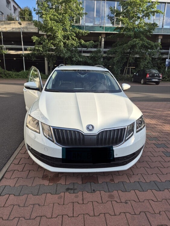 Skoda Octavia 135.000 km 13.500 € Würzburg 97070