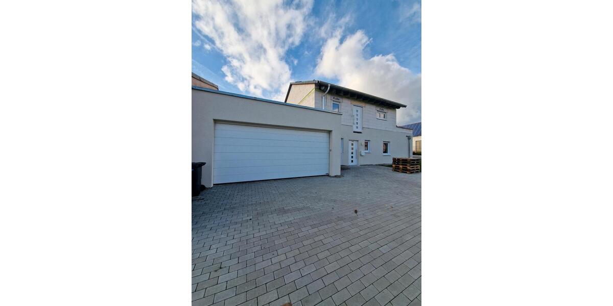 EXKLUSIVE Barrierefrei Seniorengerecht ETW Garten Garage 3 zimmer