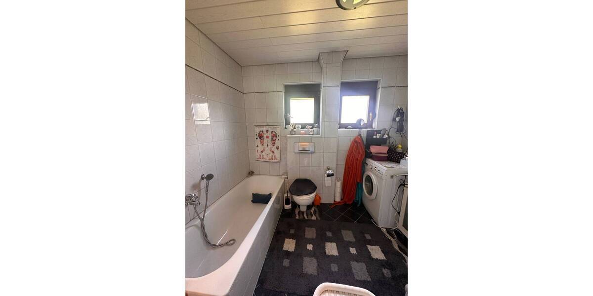 Einfamilienhaus Waldbüttelbrunn - 8 Zimmer, 189 m&sup2;, 509.000&euro; | Angebot:26824791