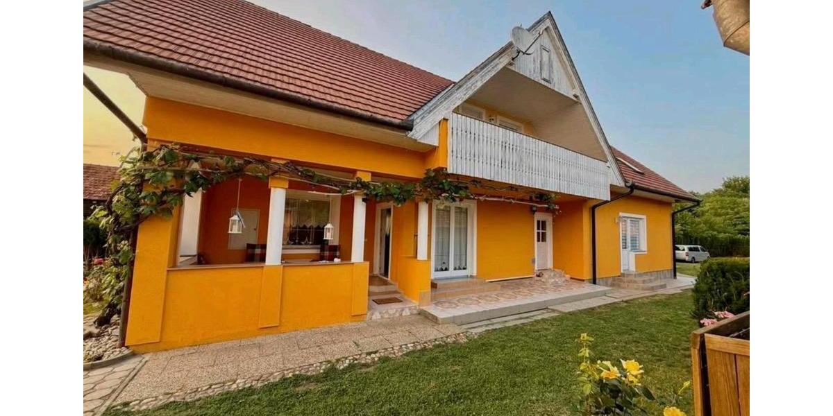 Mehrfamilienhaus, Wohnhaus Ochsenfurt - 13 Zimmer, 224 m&sup2;, 130.000&euro; | Angebot:25498524