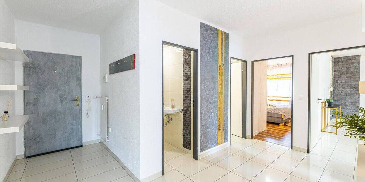 Etagenwohnung Höchberg - 4 Zimmer, 97 m&sup2;, 299.990&euro; | Angebot:26306923