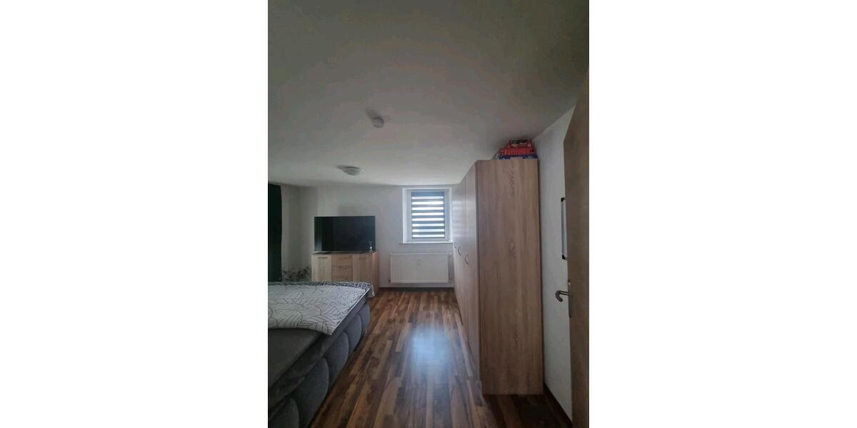 Mehrfamilienhaus, Wohnhaus Giebelstadt - 3 Zimmer, 64 m&sup2;, 900&euro; | Angebot:27617171