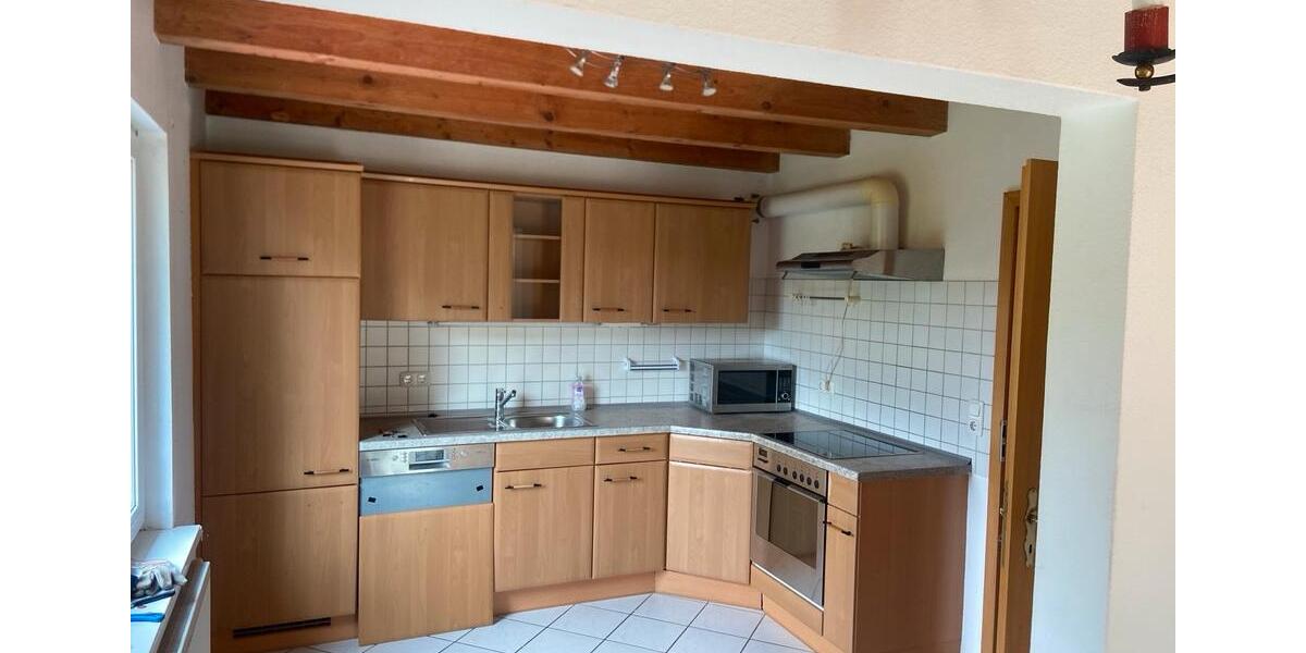 Etagenwohnung Würzburg Heuchelhof - 4 Zimmer, 100 m&sup2;, 1.400&euro; | Angebot:26233579