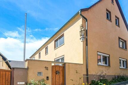 Dreiseithof, Dreiseitenhof, Zweifamilienhaus, Bauernhof