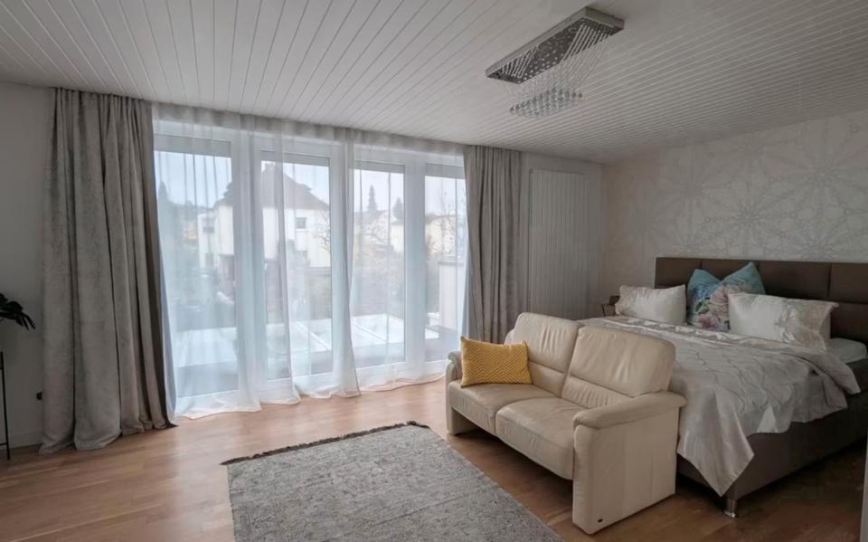 Mehrfamilienhaus, Wohnhaus Würzburg Heuchelhof - 7 Zimmer, 210 m&sup2;, 795.000&euro; | Angebot:26211941