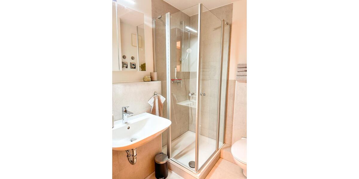 Schöne möblierte 1-Zimmer Wohnung inkl. TG-Platz in Bestlage Wü 1 zimmer