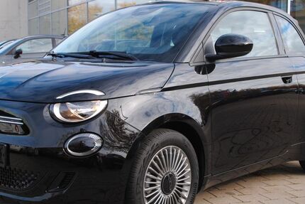 Fiat 500e 23.300 km 20.890 &euro; Würzburg 97076