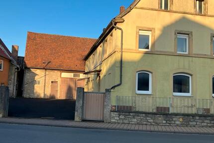 Haus Giebelstadt - 8 Zimmer, 210 m&sup2;, 199.000&euro; | Angebot:26465328