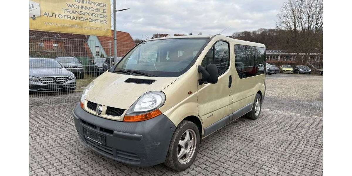 Renault Trafic 241.261 km 4.990 € Würzburg 97076