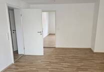 Frisch renovierte 3-Zimmer-Wohnung mit viel Platz und Licht
