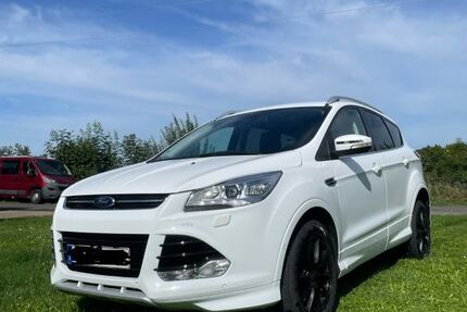 Ford Kuga 172.324 km 11.990 € Kitzingen 97318
