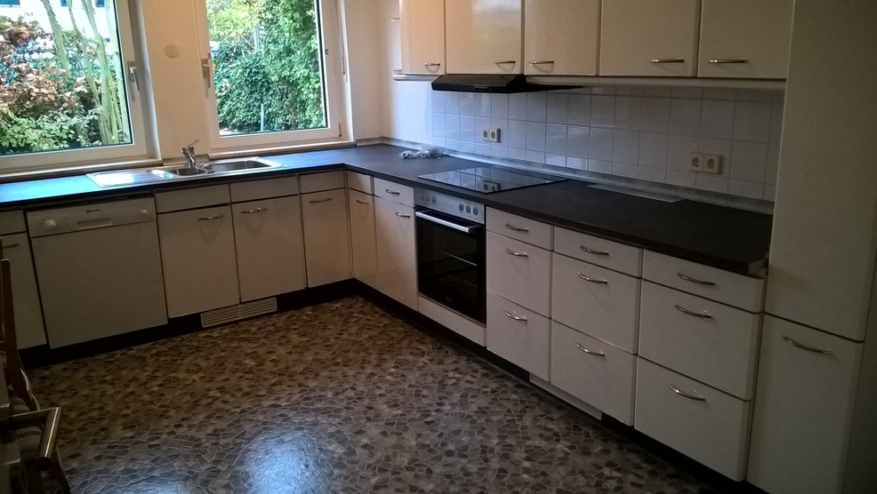 Freistehender Bungalow in ausgezeichneter Wohnlage mit großem, begrünten Garten 4 zimmer
