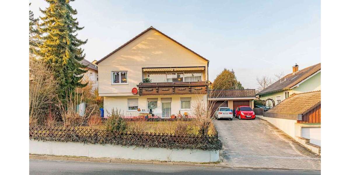 Einfamilienhaus Würzburg Dürrbachau - 10 Zimmer, 257 m&sup2;, 599.000&euro; | Angebot:24796338