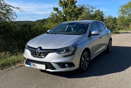 Renault Megane 90.000 km 8.990 € Tauberbischofsheim 97941