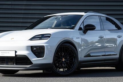 Porsche Macan 11.900 km 106.890 € Estenfeld 97230