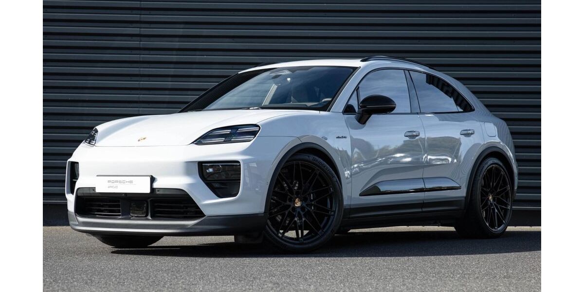 Porsche Macan 17.900 km 103.890 &euro; Estenfeld 97230