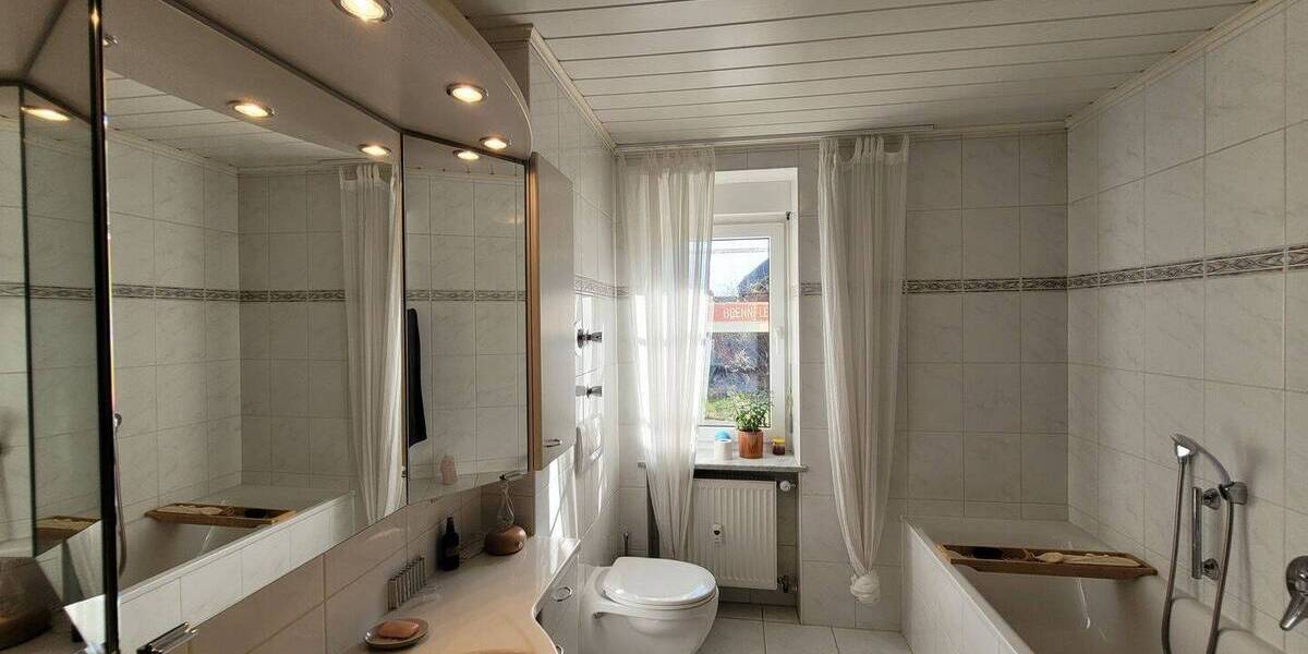 Etagenwohnung Bütthard Gützingen - 3 Zimmer, 100 m&sup2;, 690&euro; | Angebot:26290164