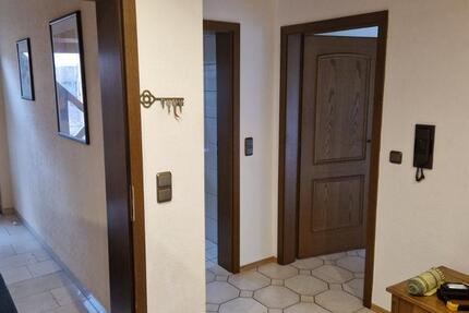 Wohnung Margetshöchheim - 4 Zimmer, 130 m&sup2;, 1.250&euro; | Angebot:25590793