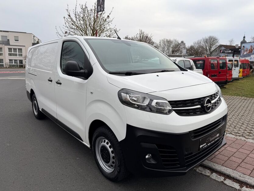 Opel Vivaro 270.000 km 9.300 € Estenfeld 97230