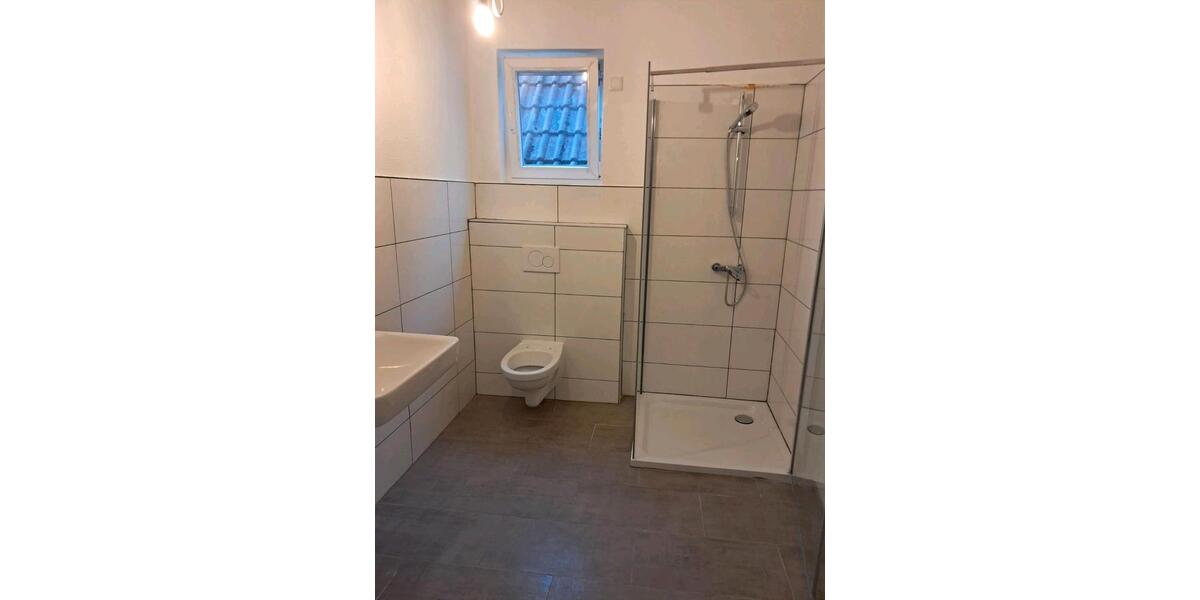 Biete günstige, moderne neue Wohnung in Nähe Bad Mergentheim 4 zimmer