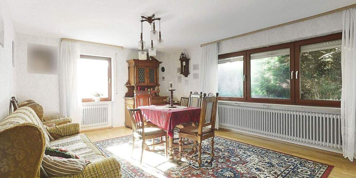 Einfamilienhaus Volkach Eichfeld - 1 Zimmer, 192 m&sup2;, 290.000&euro; | Angebot:25743799