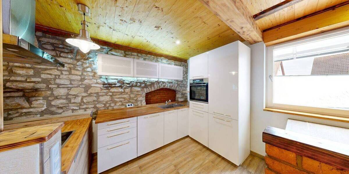 Mehrfamilienhaus, Wohnhaus Kitzingen Repperndorf - 6 Zimmer, 225 m&sup2;, 385.000&euro; | Angebot:25997026