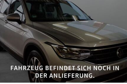 VW Tiguan 34.000 km 26.980 € Würzburg 97076