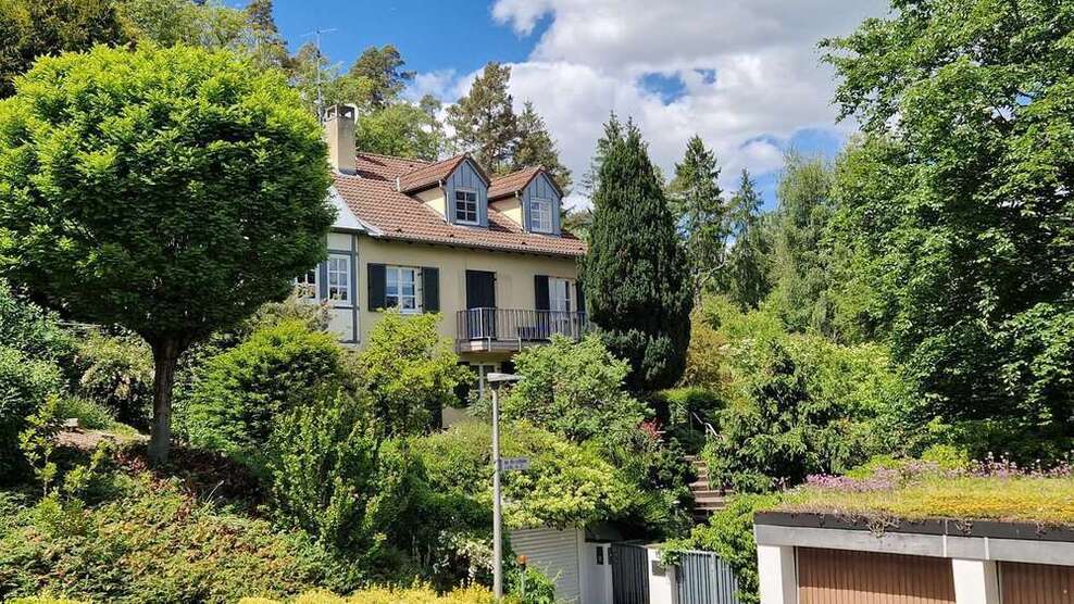 Haus zum Kaufen in Würzburg 990.000 € 260 m²