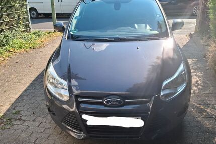 Ford Focus 227.000 km 2.990 &euro; Würzburg 97084