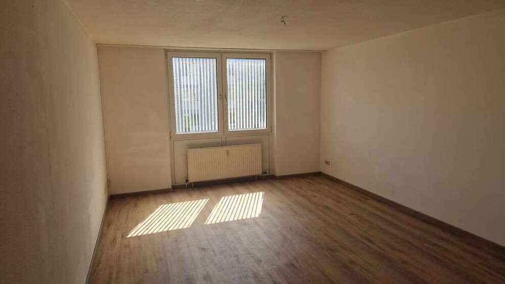 Wohnung zum Mieten in Würzburg 325 € 29.19 m²