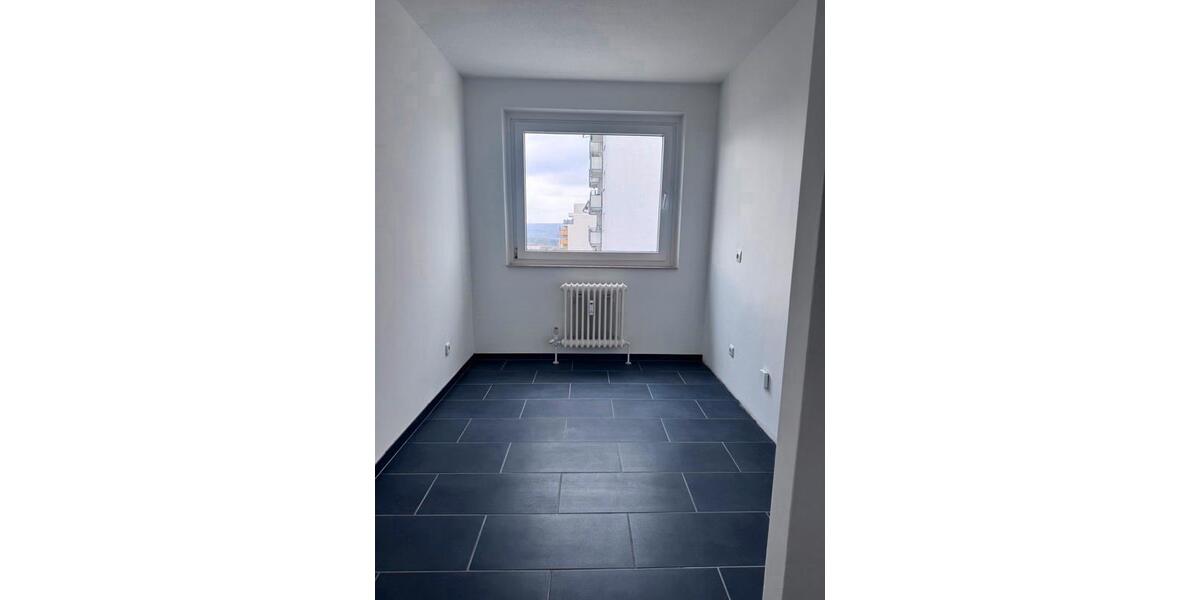 Etagenwohnung Würzburg Heuchelhof - 3 Zimmer, 79 m&sup2;, 853&euro; | Angebot:26598281
