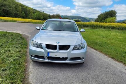 BMW 318 136.500 km 4.400 &euro; Werbach 97956