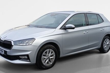 Skoda Fabia 14.102 km 15.408 &euro; Würzburg 97076