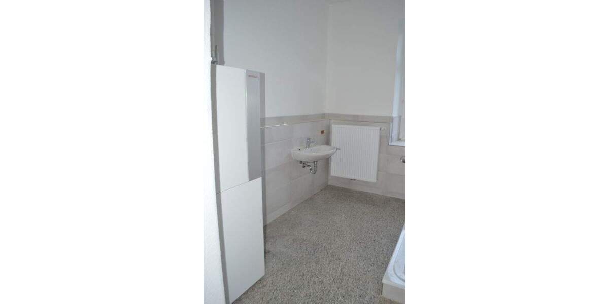 Etagenwohnung Kitzingen - 4 Zimmer, 114 m&sup2;, 830&euro; | Angebot:24906126