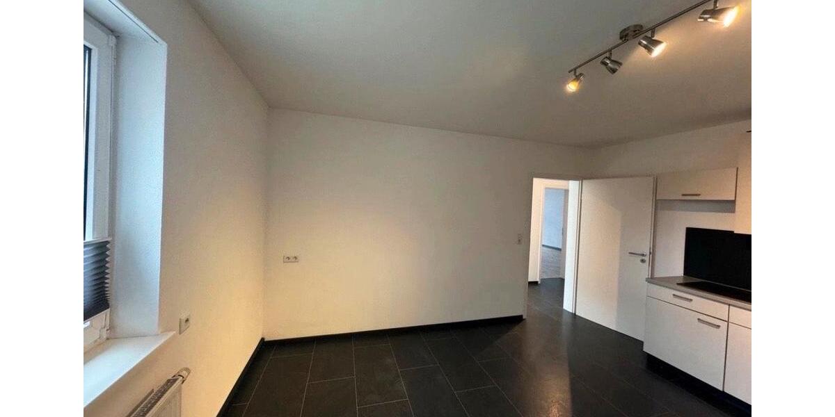 2 Zimmer Wohnung im EG 89qm mit Keller 2 zimmer