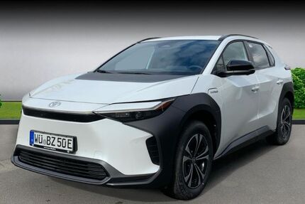 Toyota bZ4X 2.500 km 36.990 &euro; Würzburg 97076