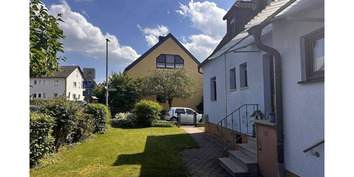 Einfamilienhaus Waldbüttelbrunn - 8 Zimmer, 189 m&sup2;, 509.000&euro; | Angebot:26824791