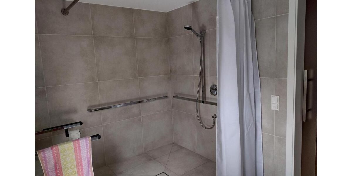 Doppelhaushälfte Kitzingen - 5 Zimmer, 90 m&sup2;, 195.000&euro; | Angebot:27072239