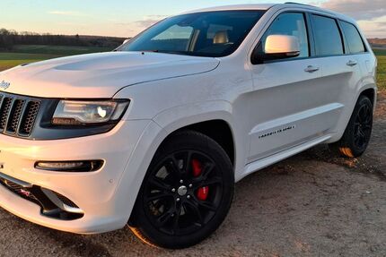 Jeep Grand Cherokee 147.960 km 23.300 &euro; Kleinrinderfeld 97271