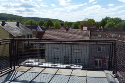 Großzügiges 1-Zimmer-Appartement mit großer Dachterrasse in 97450 Arnstein (ID 1323)