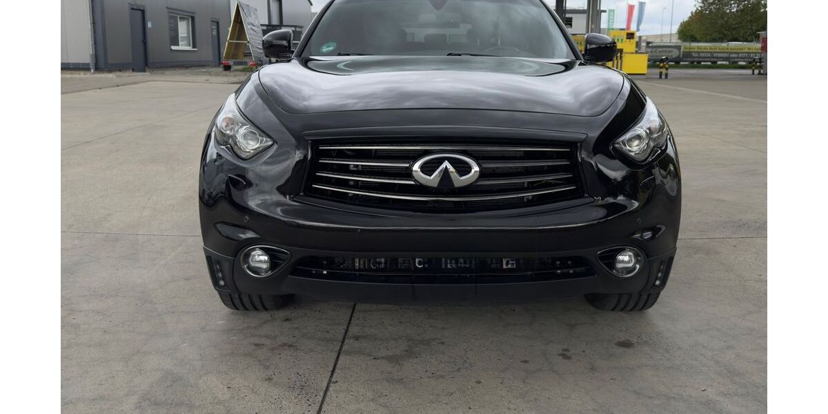 INFINITI QX70 169.000 km 17.900 € Kleinrinderfeld 97271