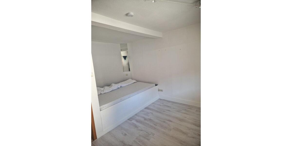 Doppelhaushälfte Güntersleben - 6 Zimmer, 99 m&sup2;, 299.000&euro; | Angebot:24742535