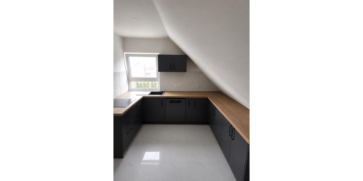 Dachgeschoßwohnung Tauberbischofsheim - 4 Zimmer, 95 m&sup2;, 1.250&euro; | Angebot:26616109