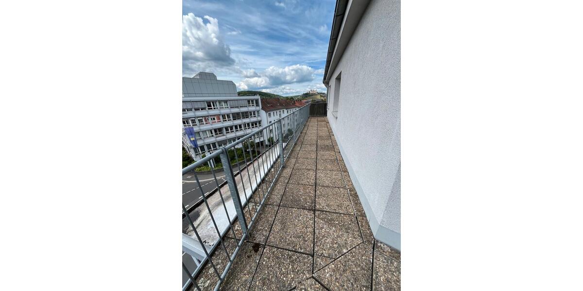 Einfamilienhaus Würzburg Sanderau - 2 Zimmer, 63 m&sup2;, 950&euro; | Angebot:26632116