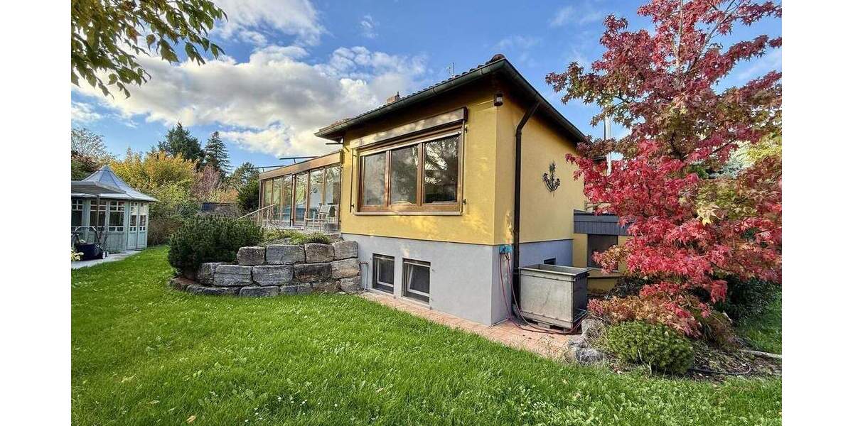 Bungalow Iphofen - 6 Zimmer, 160 m&sup2;, 1.880&euro; | Angebot:25730263